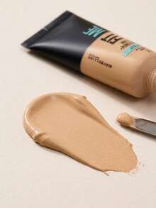 Maybelline Fit Me Matte + Poreless Foundation Golden 30 Ml – Long-Lasting 12H Oil Control, Pore-Blurring Clay Formula, Flawless Matte Finish For Normal To Oily Skin, Medium Tone Coverage, Professional Face Makeup For Daily Wear - Golden - View 3