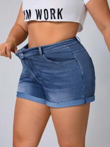 SHEIN Essnce Plus Size Women's Pocketed Cuffed Casual Versatile Denim Shorts - Blue - View 5