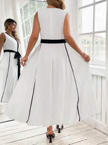 Flirla Vestido plisado con cintura anudada en unicolor con contraste, de cuello en V sin mangas, en estilo bohemio vintage para mujer de talla grande - Blanco y Negro - Ver 2