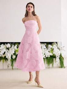 MOTF Soiréza Vestido midi de línea A con bordado de malla