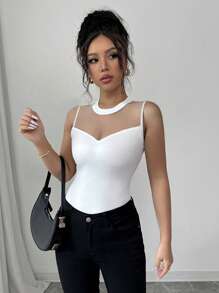 Camiseta de tirantes de mujer elegante con parches de malla transparente