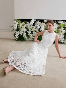 MOTF Soiréza LACE BELTED COCKTAIL DRESS - White - View 1