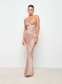 AiiRZ Top cami satiné style corset avec détail froncé, style semi-formel pour soirée, fête, occasion. Décolleté drapé, coupe slim, bretelles ajustables. mode printemps été