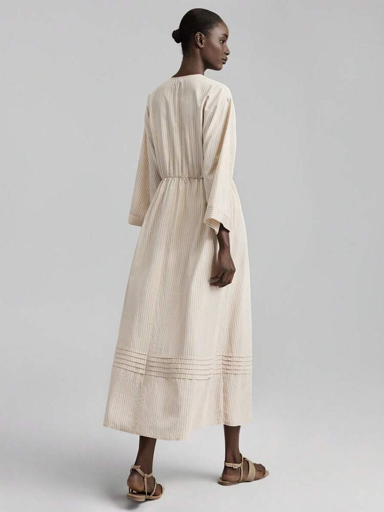 Women's Four-Season Apricot Beach Dress, Seaside Vacation Dress, Striped V-Neck Long Sleeve Loose Dress, Casual City, Simple And Fashionable, Urban Commuting