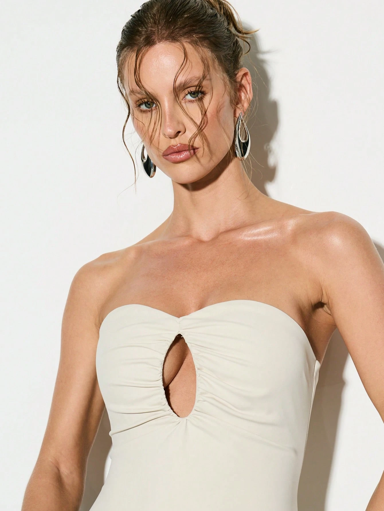 KIZN Strapless Bandeau Cut Out Sweetheart Neckline Gathered Bodice Mini Dress