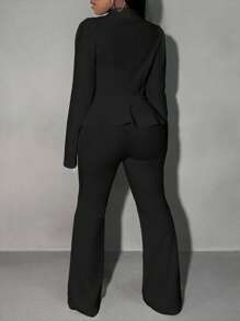 SHEIN SXY Traje de blazer de manga larga con cuello de solapa y pantalones campana de unicolor para mujer de talla grande