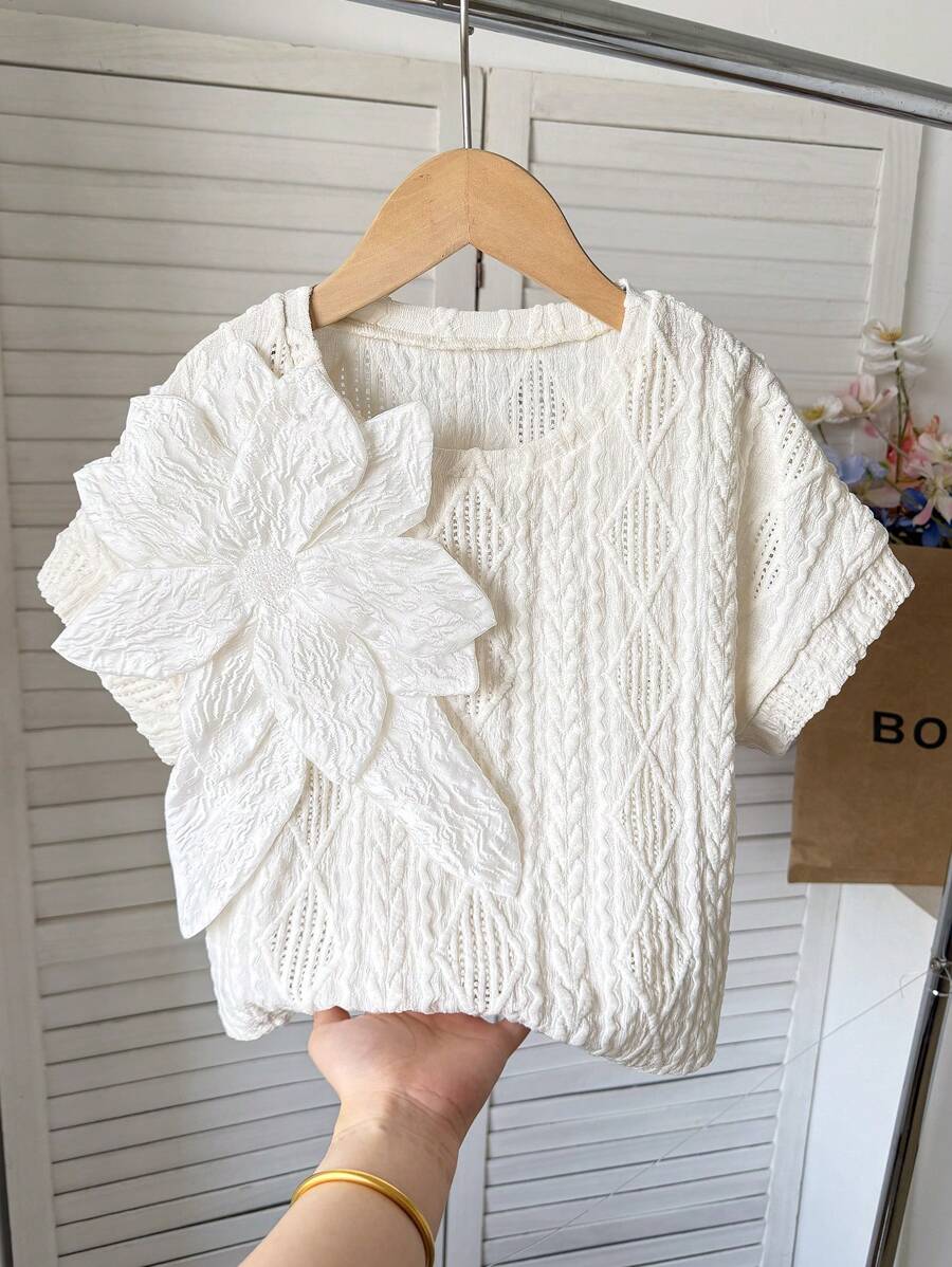SHEIN Young Girl Solid Color Round Neck 3D Floral Casual T-Shirt,Kids - Apricot - View 1