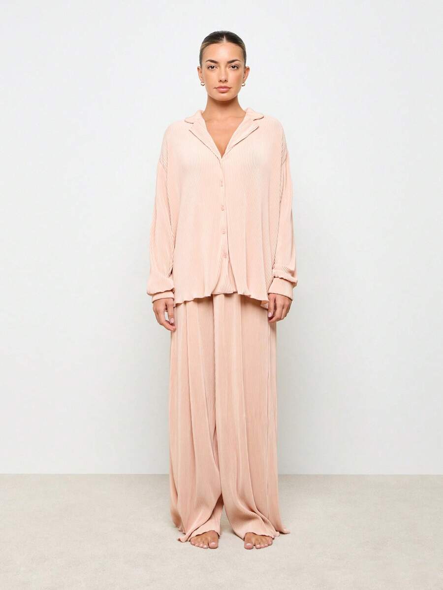 AiiRZ Luxuriöser Plissee-Satin-Loungewear-Pyjama-Set mit langen Ärmeln, Knopfleiste und Kragen, weite Hose, Herbst-Winter-Feiertags-Kollektion Nachtwäsche