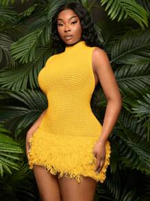 SHEIN SXY 大码女式新款春夏圆领无袖镂空流苏迷你紧身针织连衣裙，适合日常穿着、音乐节、音乐会、狂欢派对、海滩度假、约会之夜、生日、单身派对服装、俱乐部、可爱、休闲、购物、街头服饰、外出、风骚、易于搭配且看起来苗条、突出您的身体、修饰身材