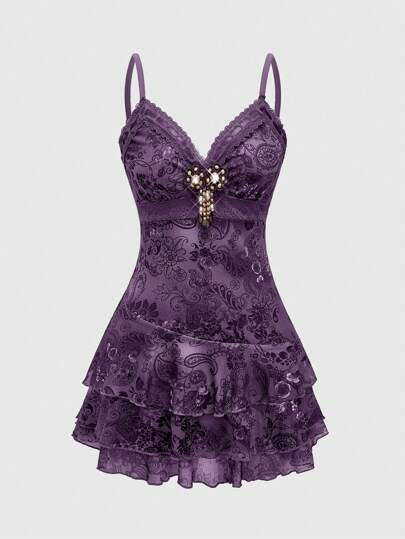 Vestito mini donna con volant, nastri e stampa paisley, ispirato allo stile vintage hippie