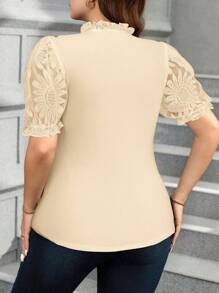 SHEIN Clasi Elegant Plus Size Lace Patchwork T-Shirt, Minimalist Fashionable Design Suitable For Summer - Apricot - View 2