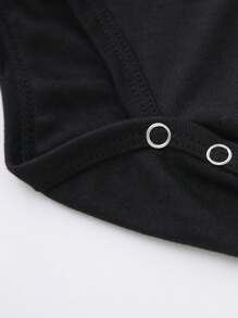 Cute And Comfortable Baby Soft Breathable One-Piece With Lettering, Red Heart And Human Figure Pattern Design, Suitable For Leisure, Daily Life, Vacation And Party - Black - View 5