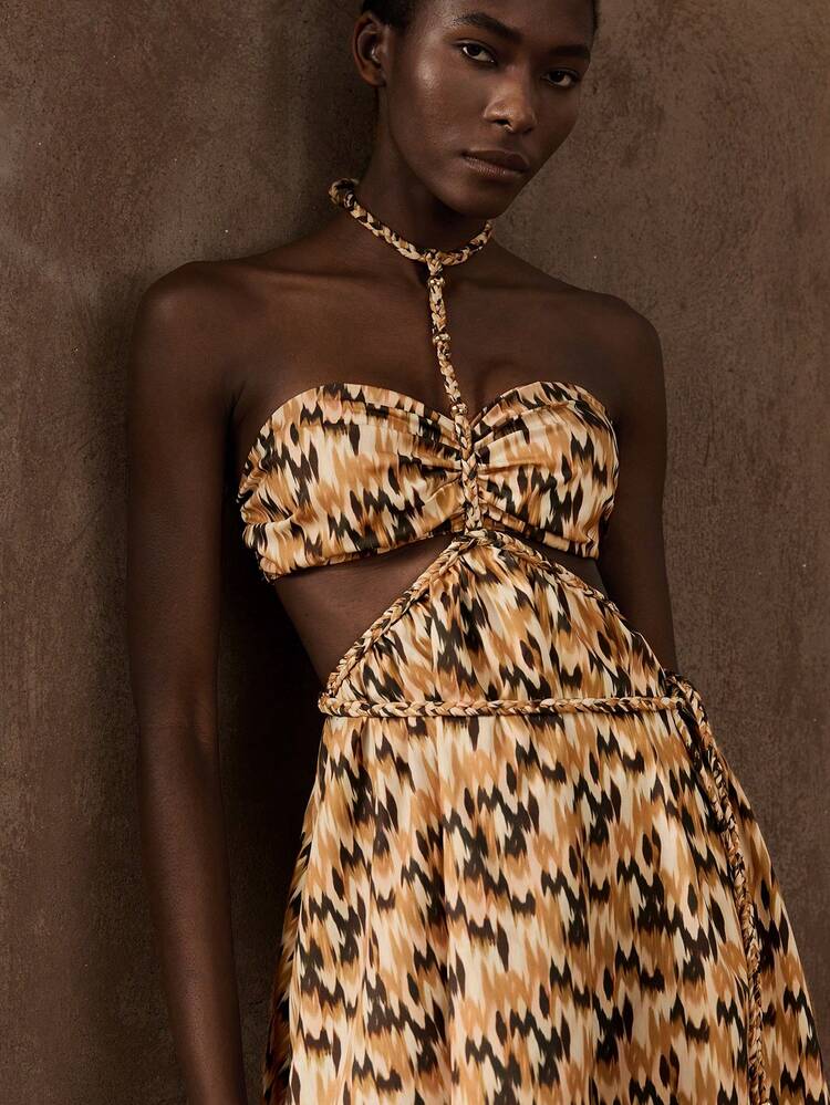 SHEIN Maija Vestido corto de mujer con diseño de nudo tejido, cuello halter, estampado digital de estilo nómada, sin mangas, cintura ajustada, decoración de hebilla metálica en la espalda hueca, para vacaciones