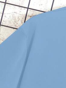 Manfinity Camisa tipo polo para hombre de estilo versátil y elegante con estampado de caballero para el verano - Celeste - Ver 6