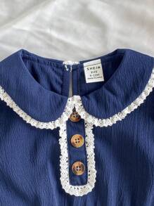 女婴海军蓝色短袖连衣裙，独特领口和袖口花卉蕾丝花边，可爱精美的设计 - 藏蓝色 - 查看 4