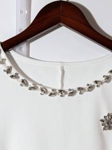 GlowEve Damen Einfarbiges Kleid mit Strass Dekor, elegantes ärmelloses Kurzkleid