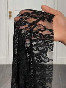 Slaydiva 2025 Summer New Sexy And Elegant Street Style Black High Waist Flared Lace Women's Trousers, Music Festival, Daily Outing, Friends Gathering, Graduation Party, Vacation, Boho, Birthday Party, Lace Fabric, Sexy Hot Girl New Years - Black - View 8