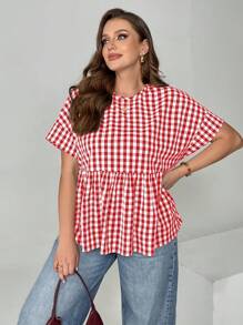 SHEIN Essnce Camisa casual suelta y cómoda de manga corta a cuadros rojos y blancos, tipo blusa de moda para mujer de talla grande para primavera y verano, conjunto de outfits de verano, outfits para brunch, minimalista, blusas lindas, estilo de mujer de "dinero antiguo", atuendos de vacaciones para mujer