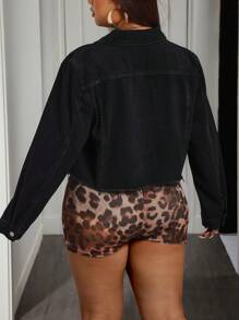 Slaydiva Plus Size Women's Long Sleeve Distressed Raw Hem Single-Breasted Cropped Denim Jacket - Black - View 2