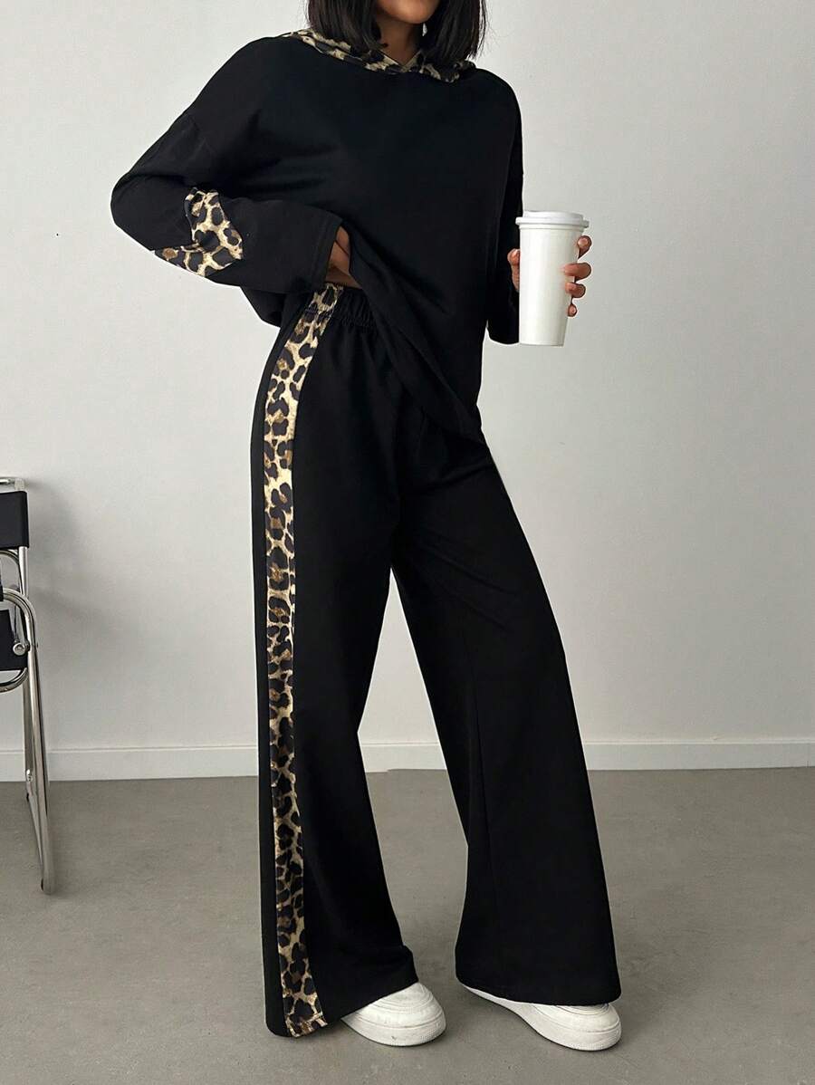 ZIRRA 女式豹纹拼布连帽衫和裤子休闲两件套 - 黑色 - 查看 1