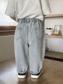 SHEIN 男婴休闲柔软复古水洗宽松蓝色牛仔锥形裤，适合婴儿春夏装日常穿着 - 淺色水洗藍 - 查看 2