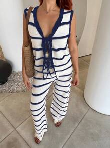 SHEIN Frenchy Conjunto informal de 2 piezas para mujer talla grande con parte superior sin mangas con nudo al frente y estampado de rayas, y pantalones - Azul y blanco - Ver 6