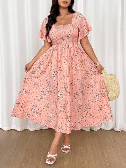 Ceyna Plus Size Women Square Neck Pleated Ditsy Floral Dress Maxi Women Outfit
