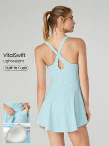 GLOWMODE Vestido deportivo de verano ligero y de secado rápido VitalSwift con espalda cruzada tipo "peekaboo", shorts antideslizantes incorporados, bolsillos laterales para uso diario y casual en primavera y verano - Azul Agua - Ver 1