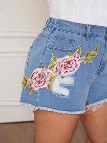 SHEIN LUNE Plus Size Embroidered Denim Ripped Casual Vacation Vintage Shorts, Summer - Light Wash - View 1