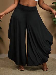 SHEIN CURVE+ Pantaloni larghi asimmetrici di colore tinta unita in taglie comode, Curve Plus, adatto per le vacanze