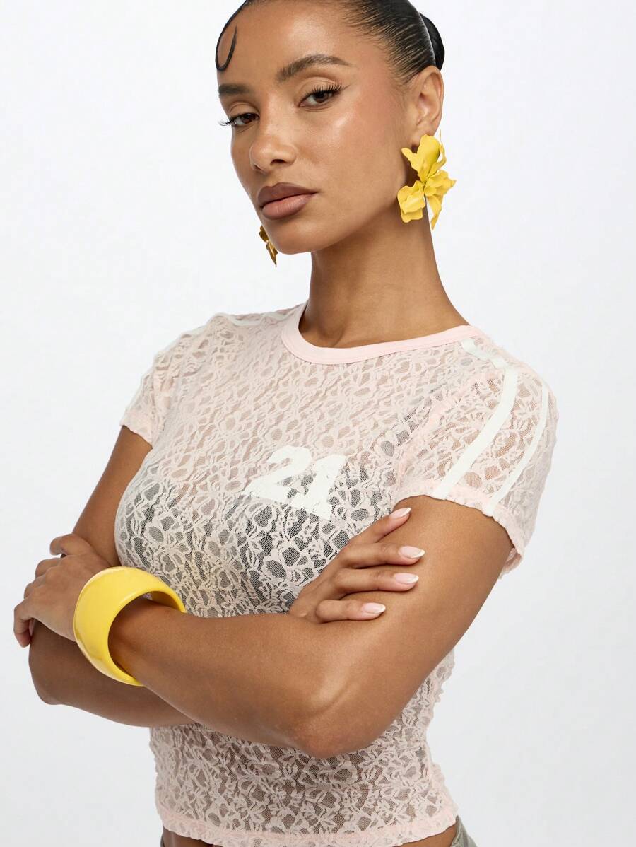 SUMWON WOMEN Lace Baby Tee Stretch Form Fitting Short Sleeve Crop Top Y2K Fashion Summer Festival Casual Basic Layer - Pink - View 1