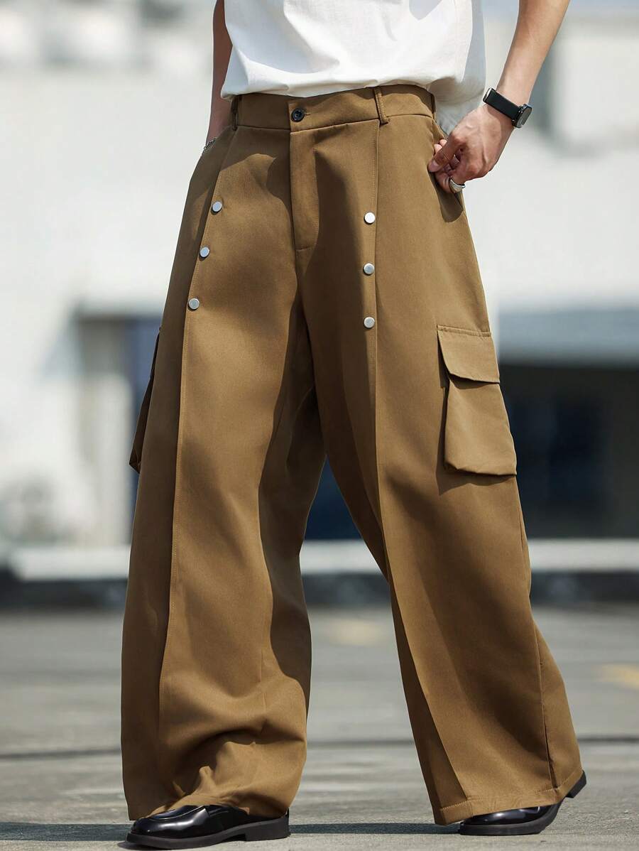 Manfinity Homme Calça Cargo Casual Simples com Bolso Flip para Homens Plus Size. É ótimo para casais e uma excelente ideia de presente para namorados ou maridos.