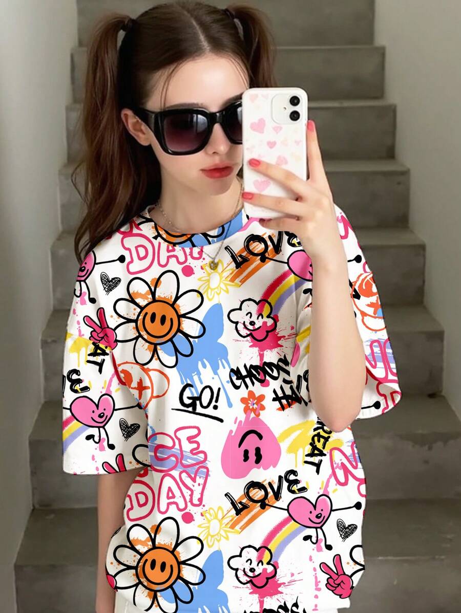 SHEIN 可爱酷炫涂鸦花卉心形笑脸印花街头少女休闲宽松针织超大T恤适合夏季 - 彩色 - 查看 1