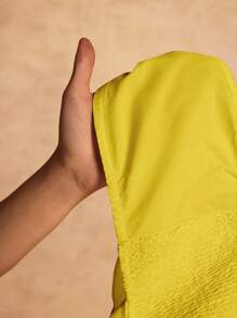 Zivah New Spring And Summer Casual And Elegant Vacation One-Shoulder Chest Knotted Strap Design Back Cropped Top + Wide-Leg Super Trousers White Woven Women's Two Pieces Set-A