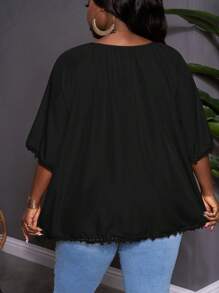 SHEIN CURVE+ Blusa de encaje y parches de talla grande para mujer, casual de verano, para la playa, vacaciones en la playa, esenciales de playa, graduación, fiesta del té - Negro - Ver 2
