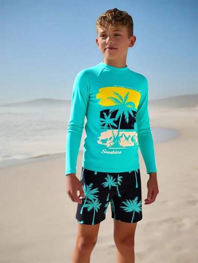 SHEIN Conjunto de 2 piezas de traje de baño para preadolescentes que incluye camiseta de manga larga con estampado gráfico y pantaloneta de baño con estampado todo sobre para niños