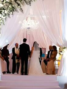 1 件 10 米纯色白色拱门面料、欧根纱面料装饰、婚礼派对背景装饰用品、生日派对桌面装饰欧根纱、鲜花包装纱、婚礼装饰纱婚礼拱门面料、椅背装饰白色欧根纱、派对礼品、礼品包装用品欧根纱 - 白色 - 查看 5