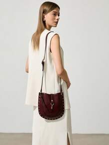 SHECARRY 时尚百搭休闲铆钉装饰斜挎包