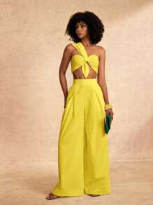 Zivah New Spring And Summer Casual And Elegant Vacation One-Shoulder Chest Knotted Strap Design Back Cropped Top + Wide-Leg Super Trousers White Woven Women's Two Pieces Set-A