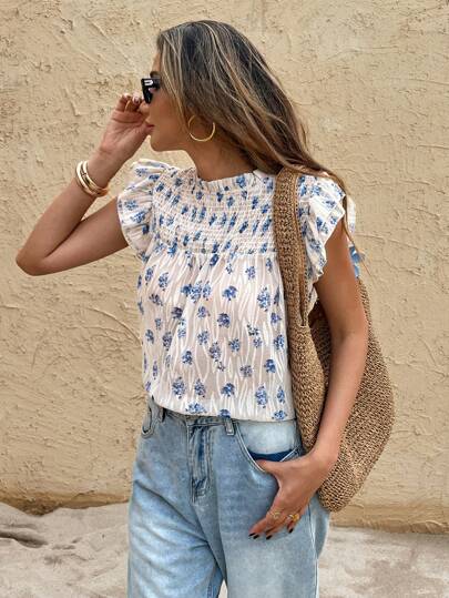 SHEIN Frenchy 女士法式蓝色花卉印花荷叶边休闲衬衫，适合夏季女士度假印花编织提花荷叶边袖子夏季度假装日常可穿夏季上衣女士夏季服装女士沙滩装女士外出上衣