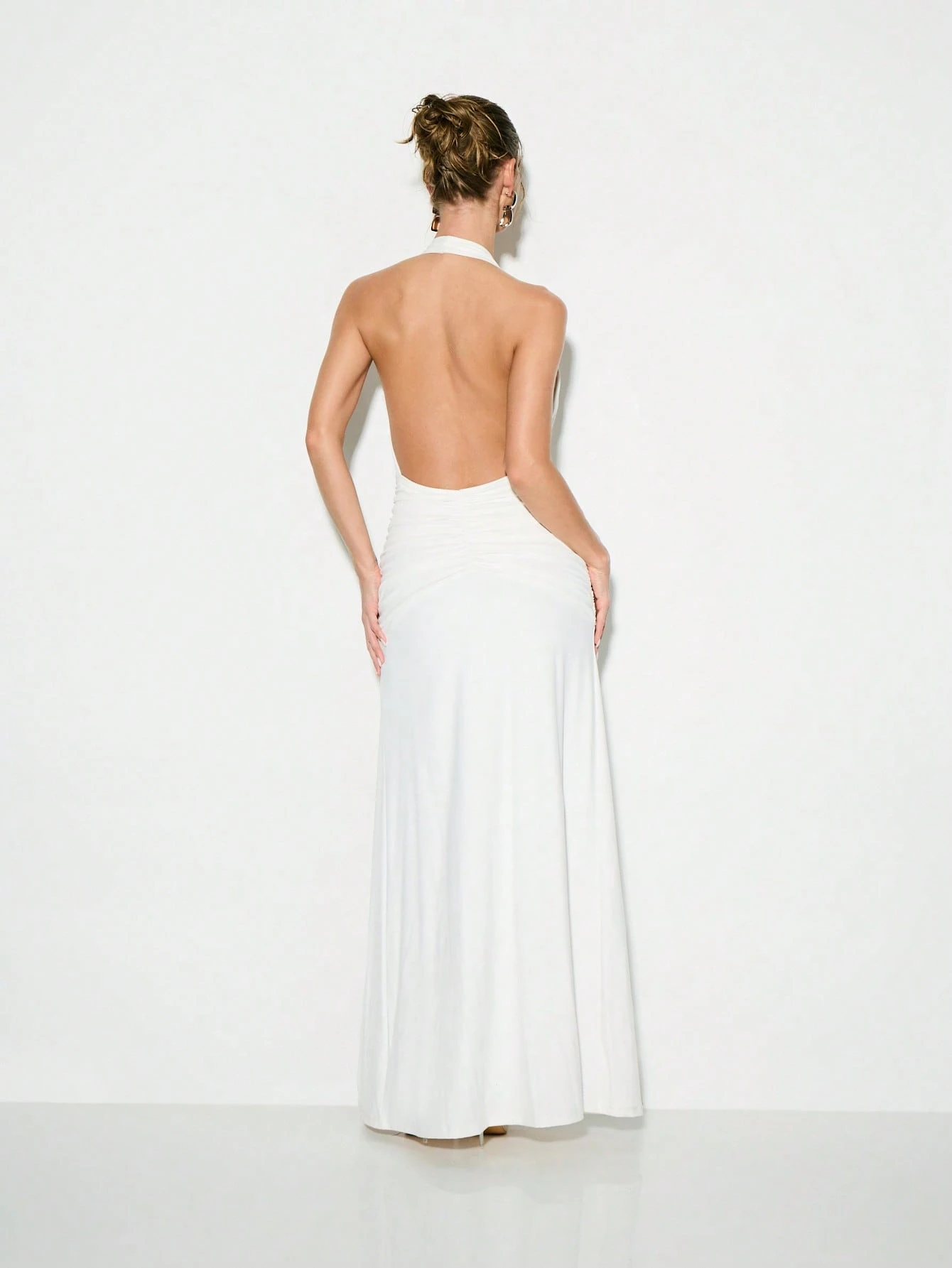 KIZN Vestido largo elegante con escote halter pronunciado y abertura lateral fruncida
