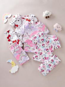 Set de 3 piezas de pijama ajustado con camiseta de manga corta y pantalones cortos con estampados de mariposa, corazón y flor para niñas pequeñas