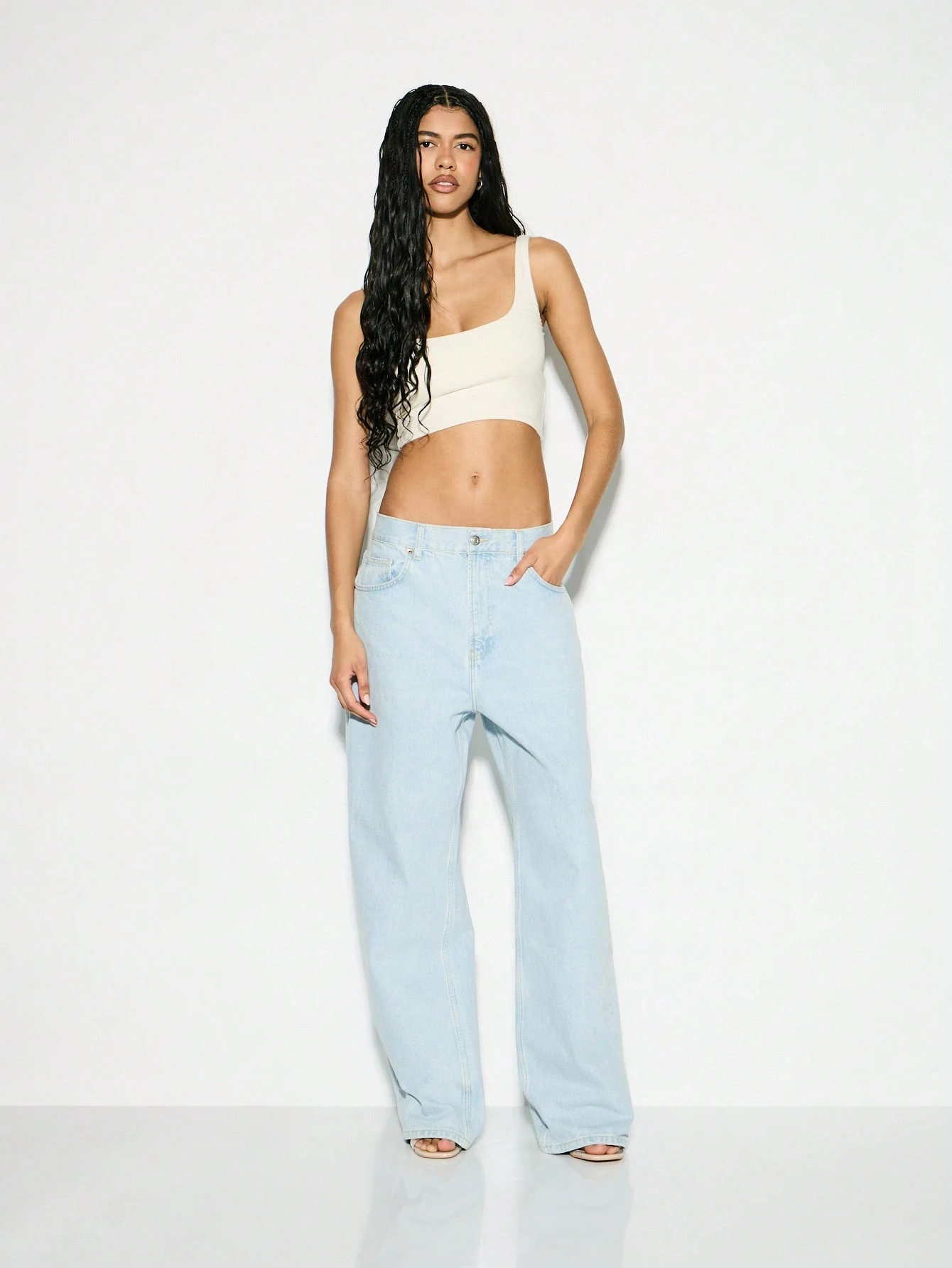 KIZN Classic Square Neck Crop Stretch Fitted Tank Top