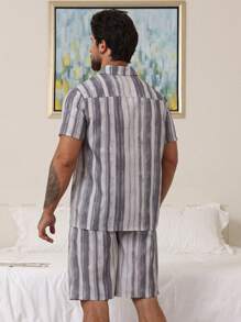 DAZY Striped Multi-Color Label Decoration Shirt Matching Men's Summer Pajama Set - Multicolor - View 2