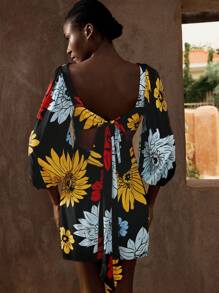 Maija 女式花卉蝴蝶图案印花休闲夏装，波西米亚风宽松圆领镂空荷叶边袖露背蝴蝶结装饰短款直筒连衣裙