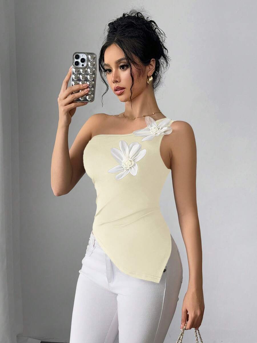 SHEIN Unity 性感优雅魅力花卉 3D 不对称肩部低胸领口侧褶修身 T 恤 - 杏色 - 查看 1