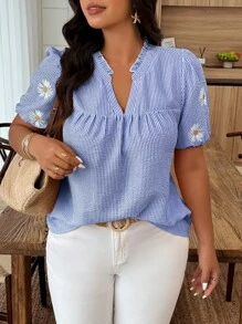 SHEIN Holidaya Chemise à patchwork à plis imprimée marguerite rayée grande taille