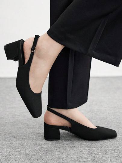 CUCCOO BIZCHIC Chaussures plates noires classiques à enfiler à talon bas pour femmes