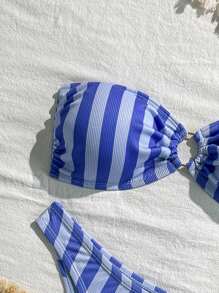 SHEIN Conjunto de bikini de mujer con estampado de rayas texturadas, ideal para vacaciones en la playa