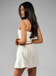 MISSGUIDED Linen Blend Pinstripe High-Waisted Wide Leg Summer Resort Shorts Beach Vacation Holiday - Apricot - View 2